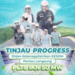 Tinjau Progress, Dirjen Ketenagalistrikan KESDM Pantau Langsung PLTS IKN 50 MW